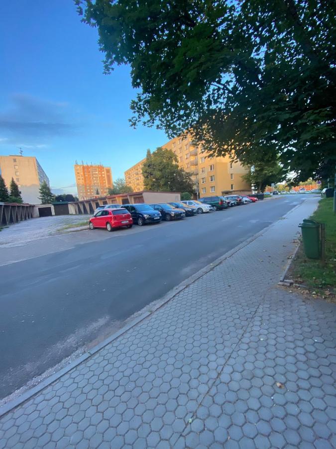 Klidny Byt Na Okraji Trutnova Lejlighed Eksteriør billede